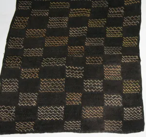 African Kuba Shoowa Isesele Cloth - Vintage Handwoven in the Congo DRC  27.5" X 25"