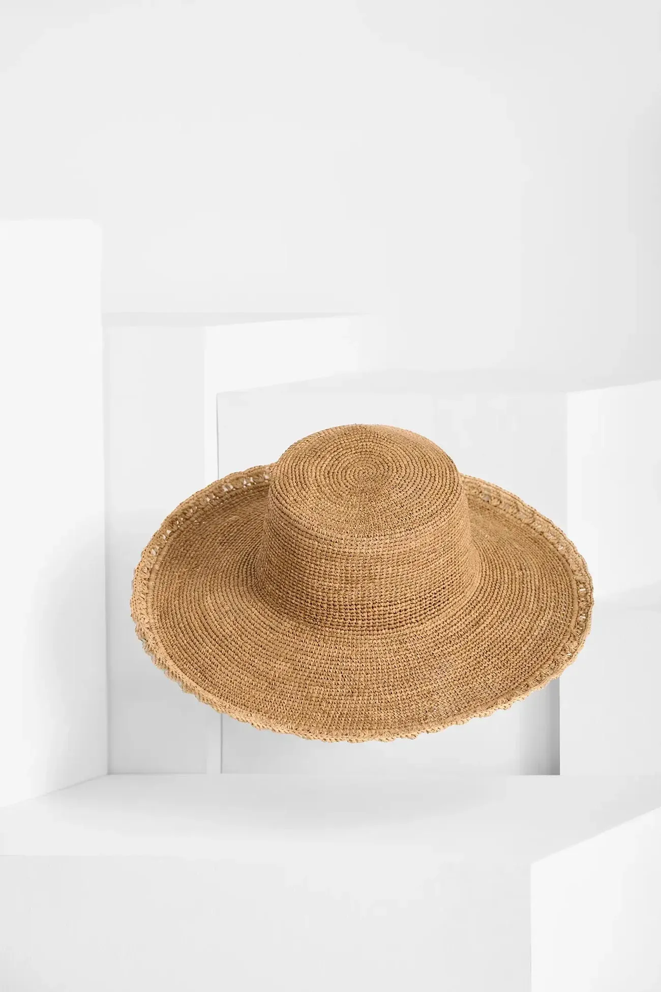 playa hat in tea