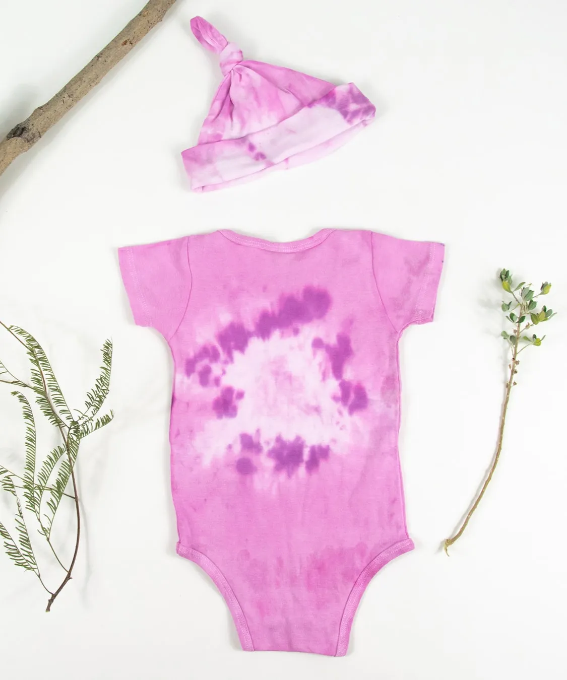 Wildflower Organic Tie Dye Baby Bodysuit   Hat